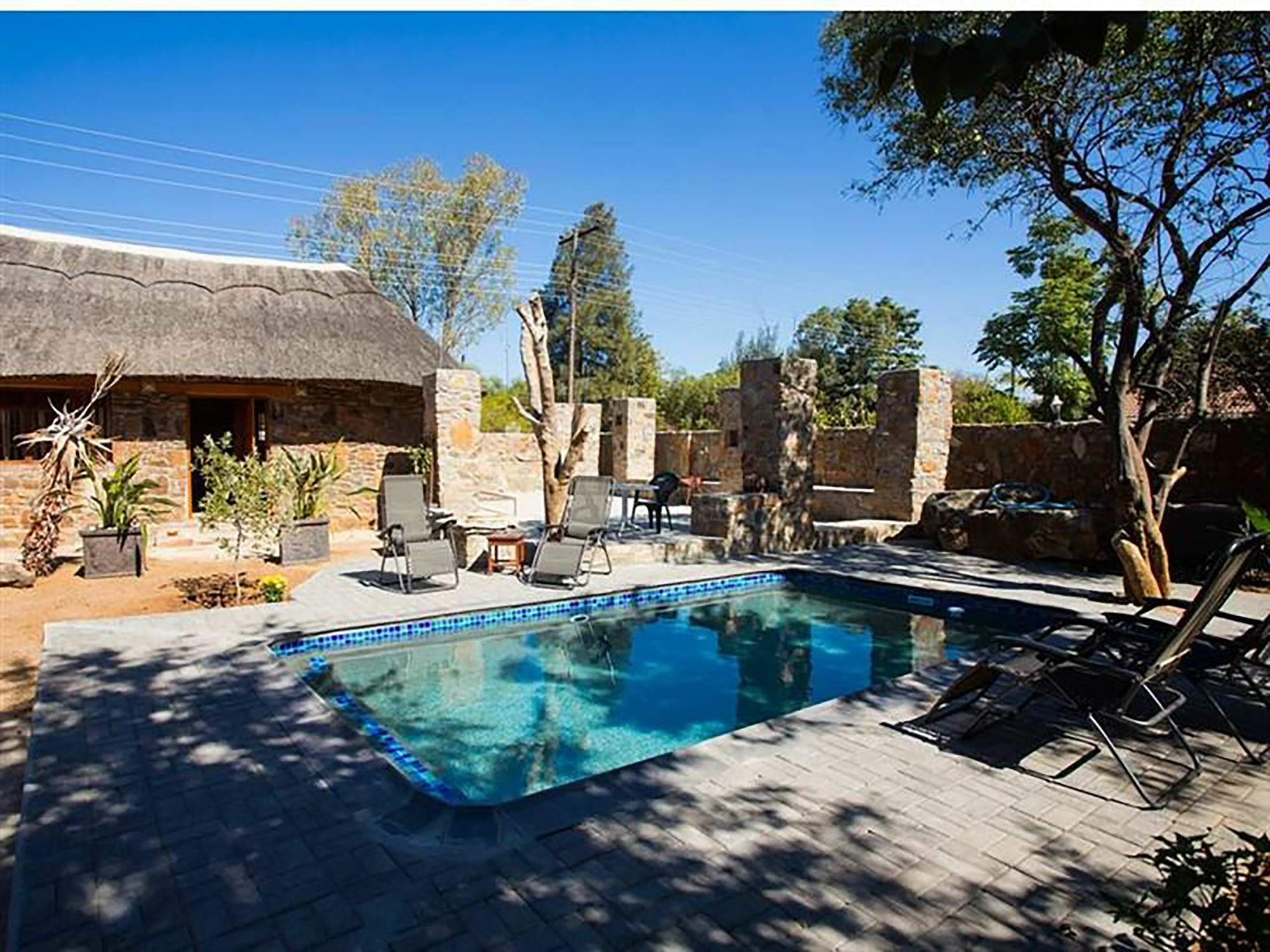 A New Earth Guest Lodge Francistown Bagian luar foto