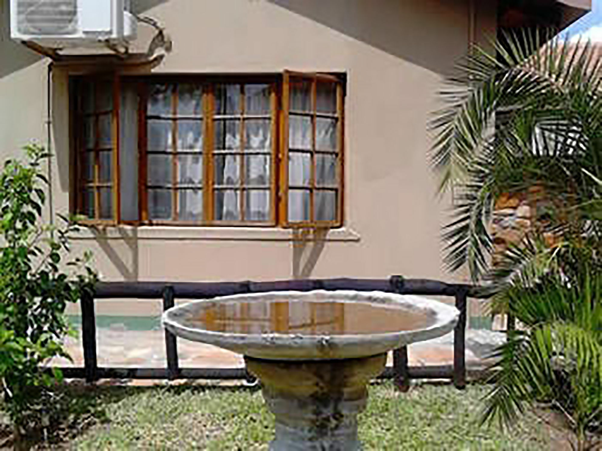 A New Earth Guest Lodge Francistown Bagian luar foto