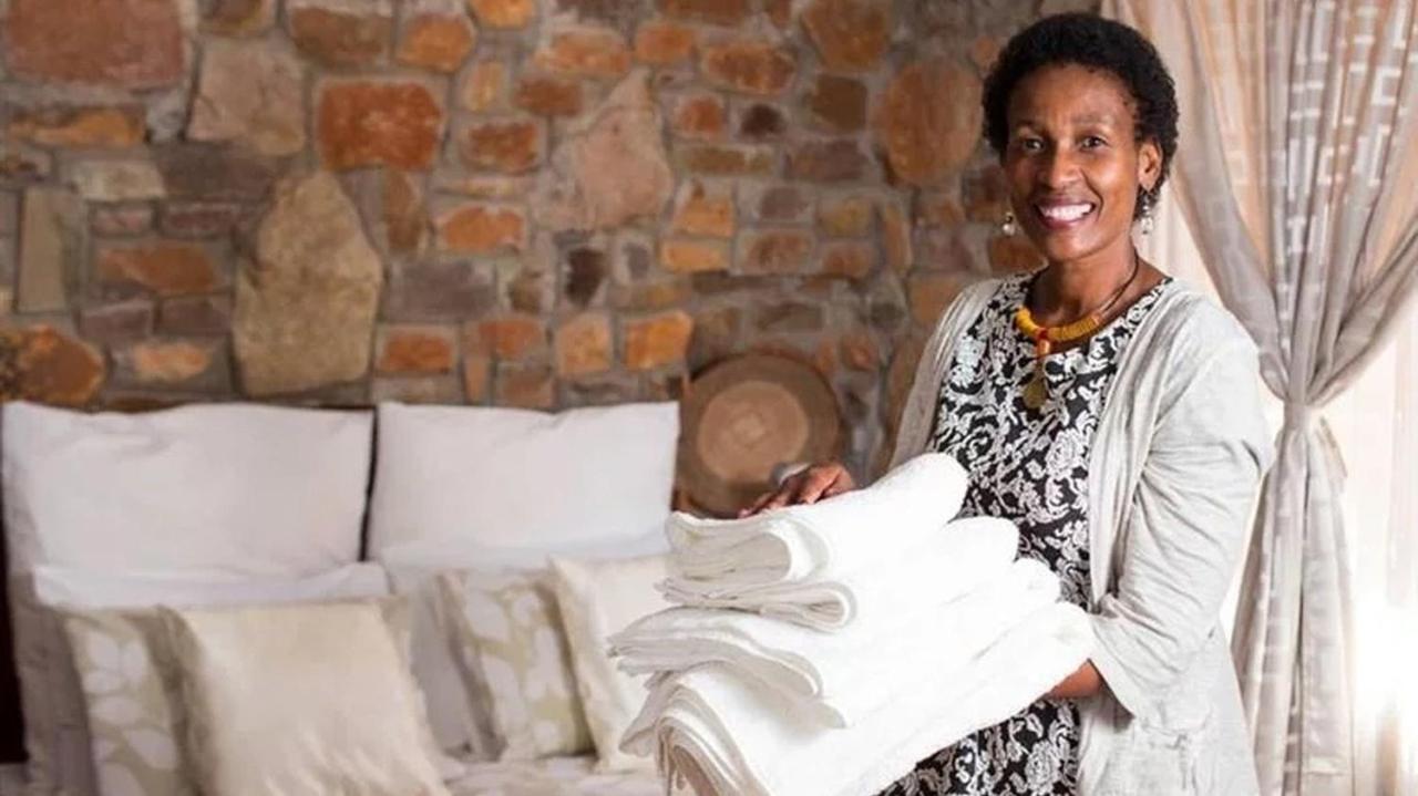 A New Earth Guest Lodge Francistown Bagian luar foto